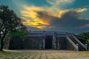 Tu Duc’s Tomb – Ho Quyen Arena – Thuy Bieu Village – Ru Cha Forest – Tam Giang Lagoon